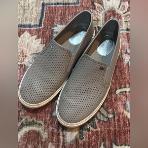 Michael Kors Taupe Perforated women’s  Loafers